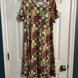 LuLaRoe Carly- S